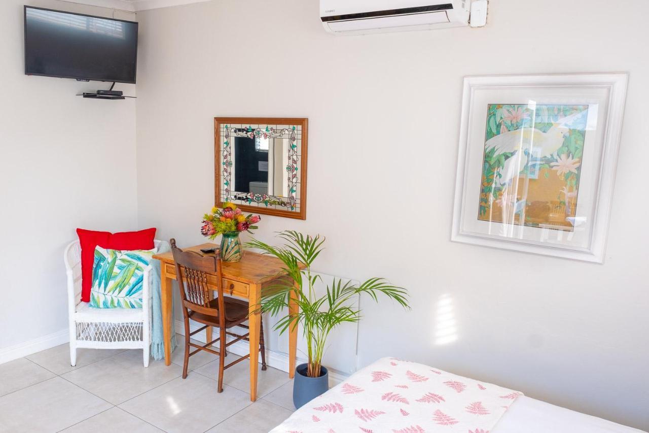 Conifer Beach House Port Elizabeth Ngoại thất bức ảnh