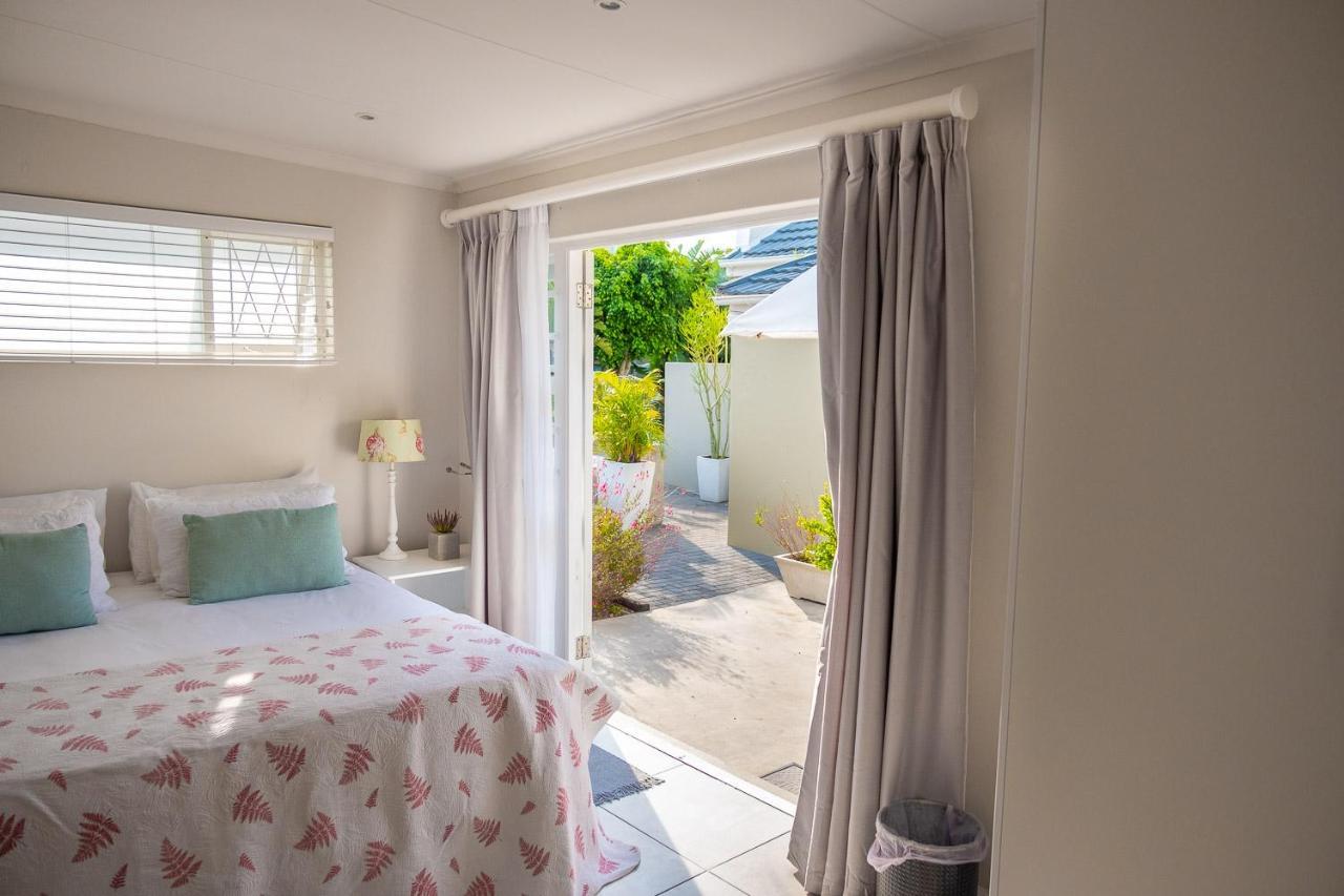 Conifer Beach House Port Elizabeth Ngoại thất bức ảnh