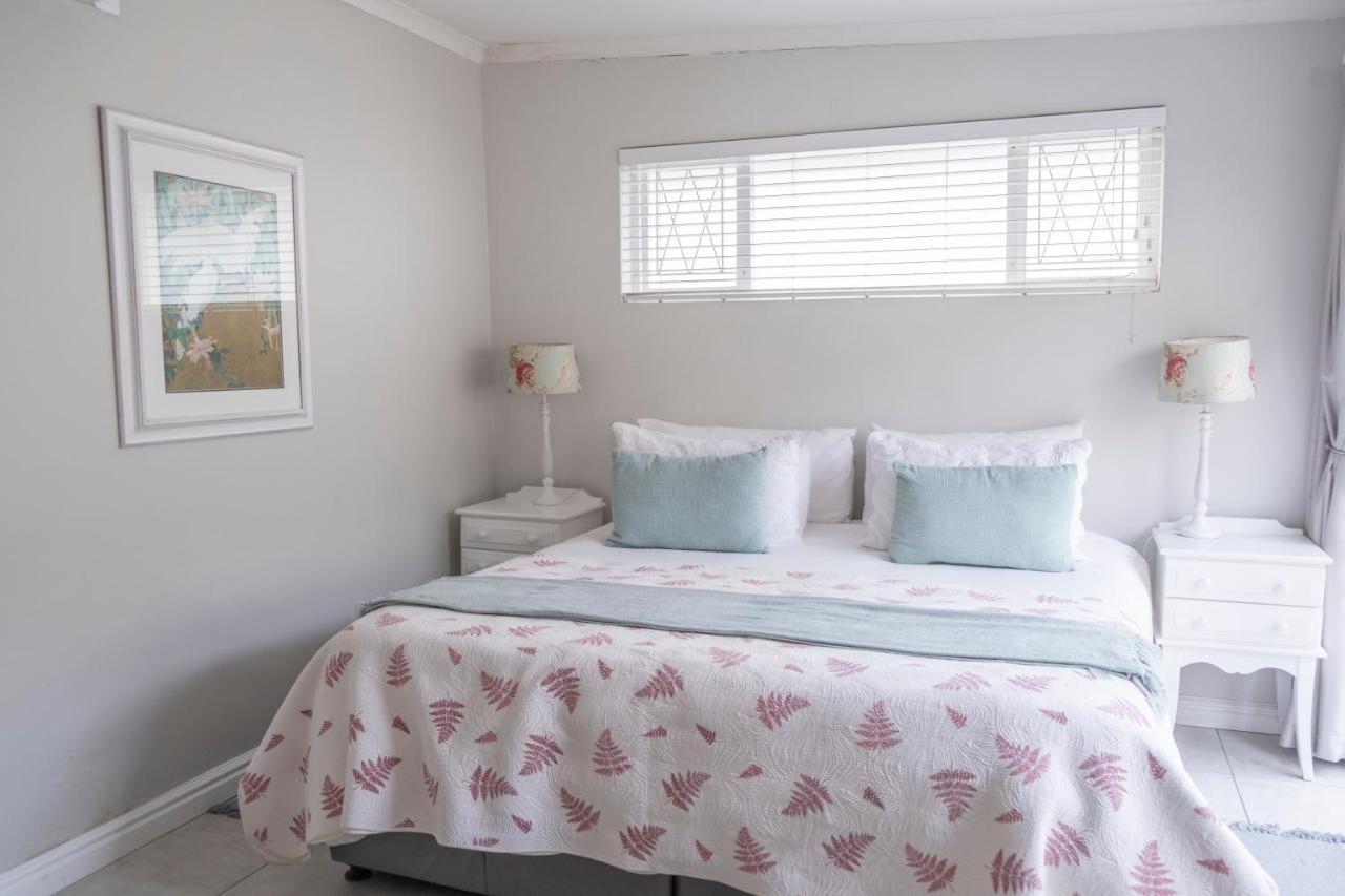 Conifer Beach House Port Elizabeth Ngoại thất bức ảnh